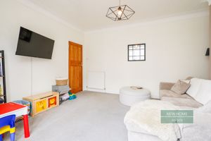 Photo 16- click for photo gallery